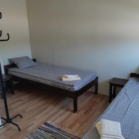 Ovelia Bed & Breakfast 3*