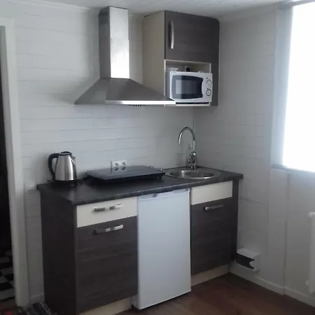 Ovelia Bed & Breakfast Kuressaare