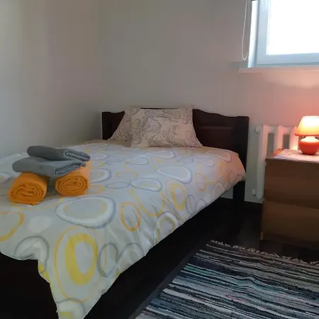Ovelia Bed & Breakfast